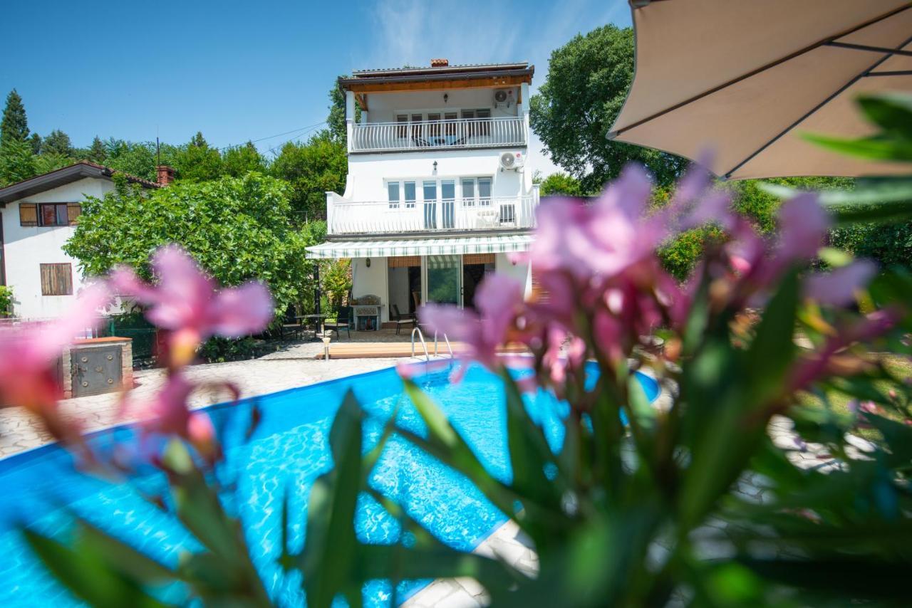 Villa Kosor Spring Благай Екстериор снимка